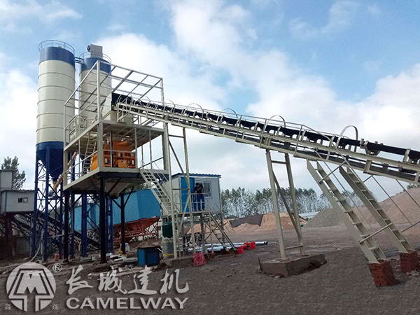 長(zhǎng)城建機(jī)hzs120攪拌站 在周口商水