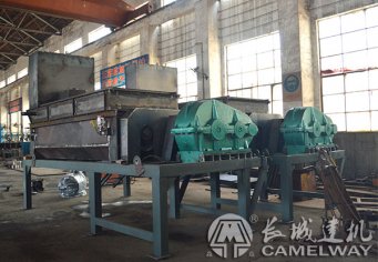 長城建機(jī)西藏山南hzs120攪拌站建成 配料機(jī)安裝方式為抬頭式