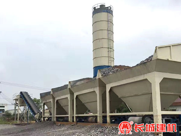 水泥穩(wěn)定碎石拌合站生產(chǎn)廠家