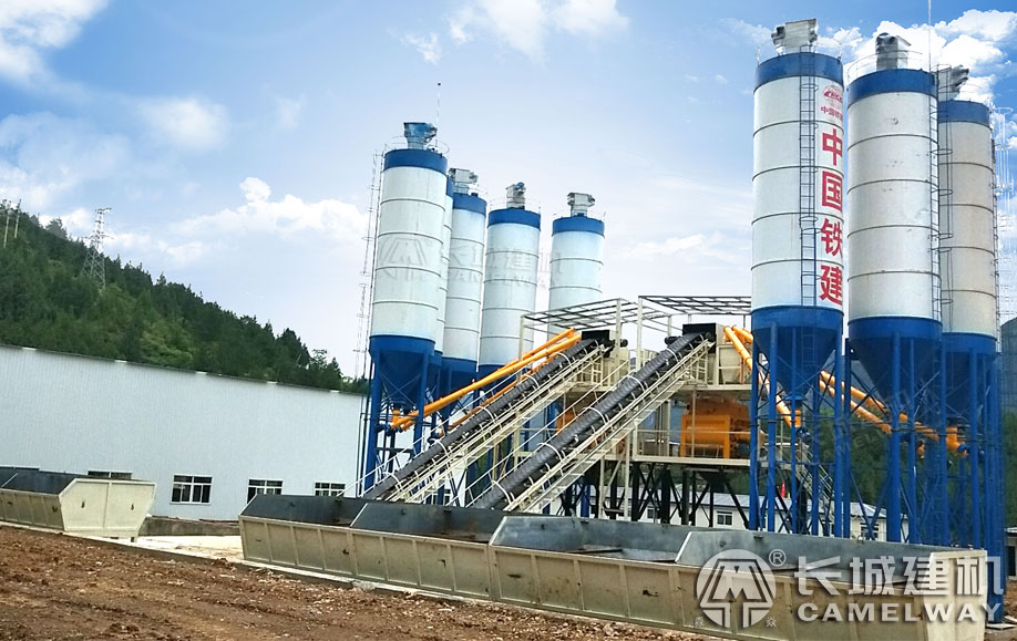 中國鐵建巫鎮(zhèn)一標(biāo)項(xiàng)目部雙hzs120工程攪拌站