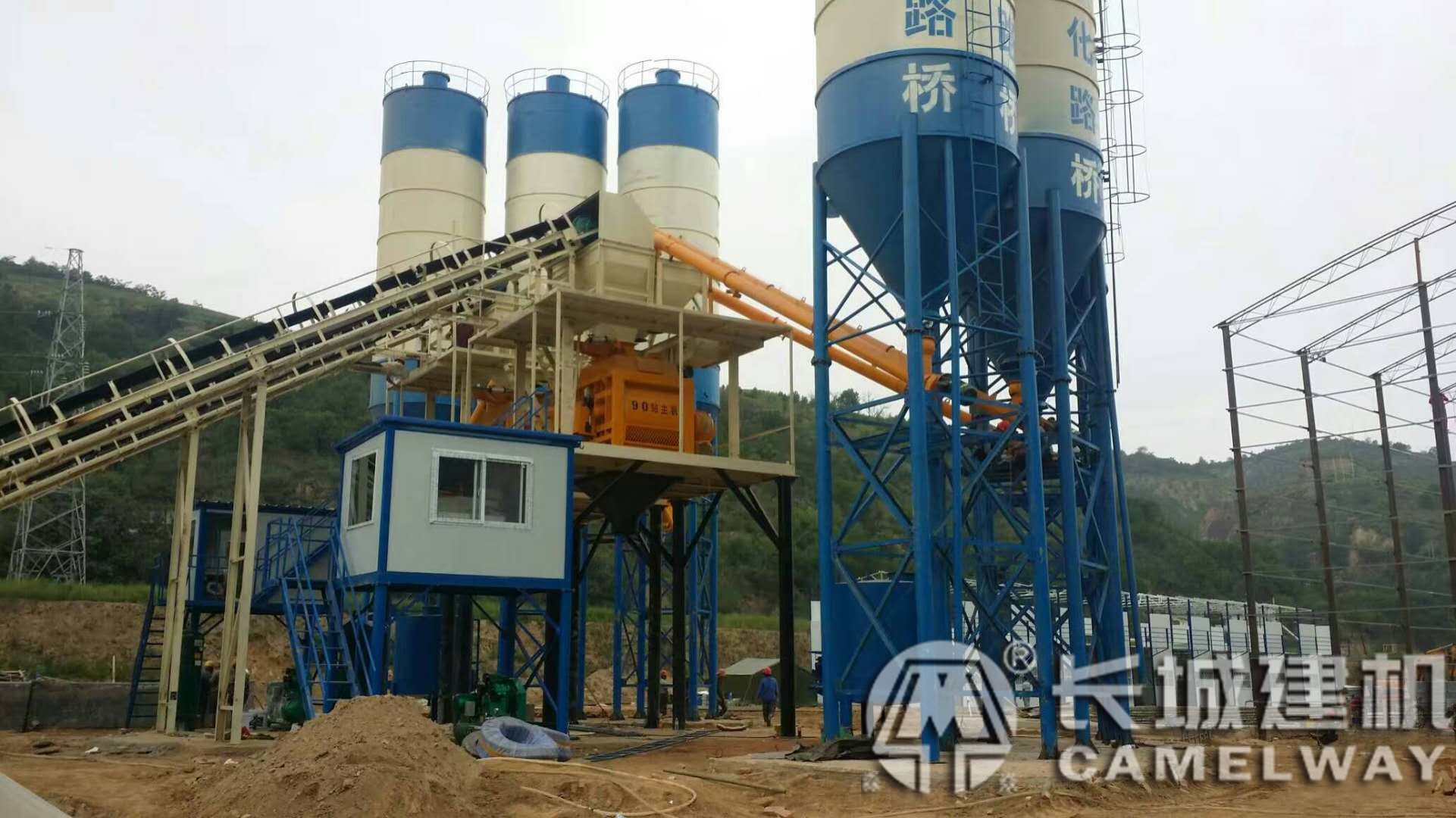 90攪拌站上選用的js1500強制砼攪拌機