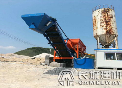 移動式水穩(wěn)攪拌站設備