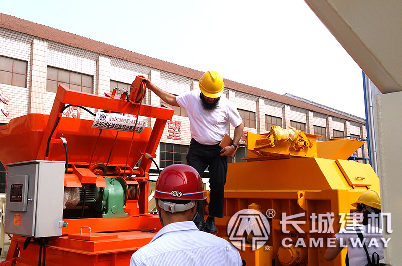 來長(zhǎng)城建機(jī)選水穩(wěn)攪拌機(jī)