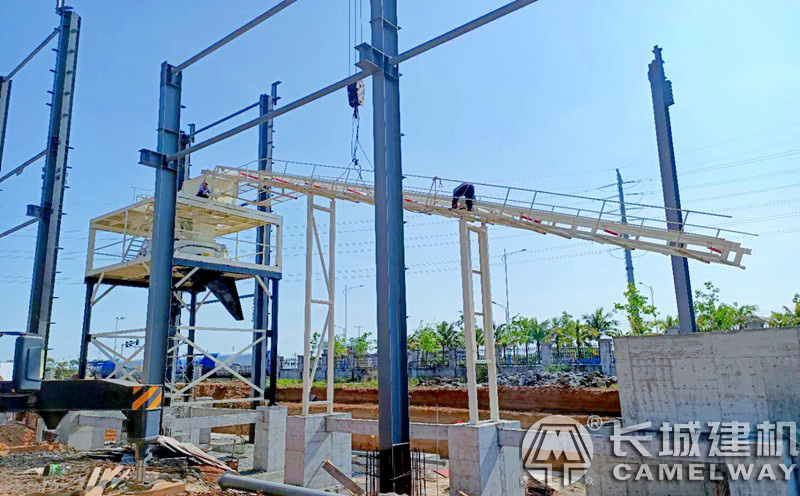 南120PC攪拌站安裝現(xiàn)場 海南120PC攪拌站安裝現(xiàn)場