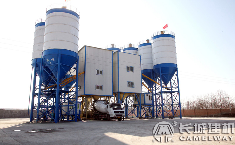 120攪拌站需要多大占地面積？建站場(chǎng)地如何規(guī)劃？