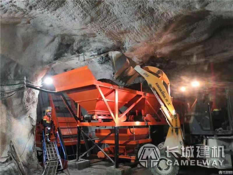 30立方每小時(shí)的井下混凝土攪拌站