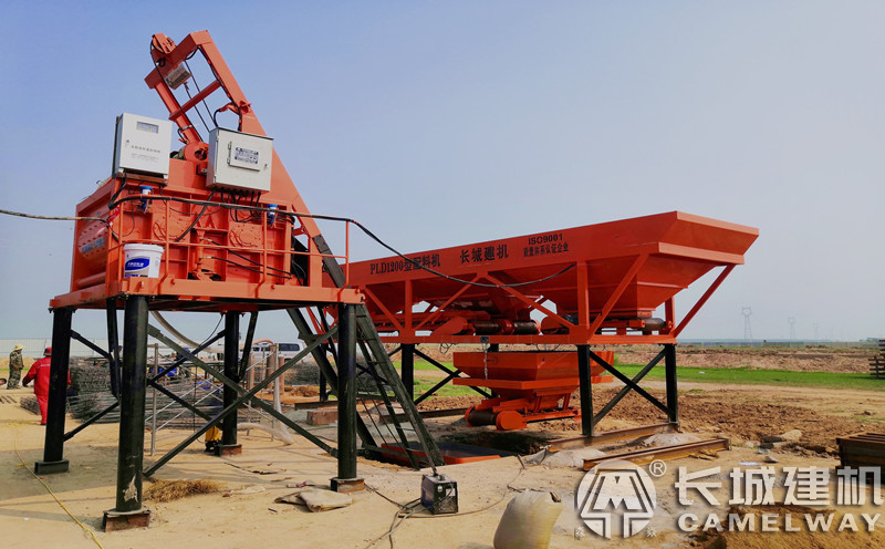 提升料斗攪拌站的型號(hào)有哪些(特點(diǎn)/優(yōu)勢/價(jià)格等介紹)